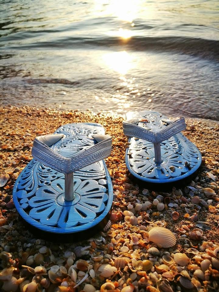 Elephant Star flip-flops on the beach